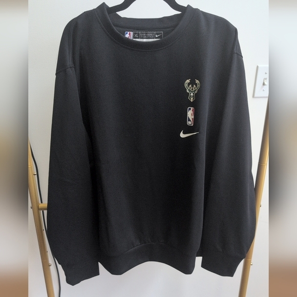 NBA Other - Nike Black Men's Milwaukee Buck Crewneck Sweater Sz XL